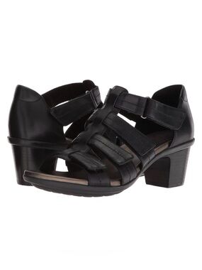 Aravon Sandals